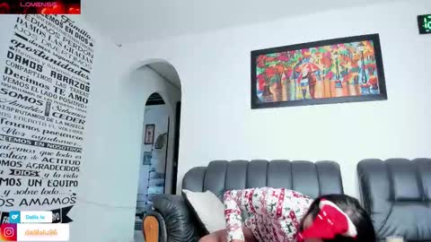 Snapshot of dalila__lu chatting on 4, 12, 2025 Dalila Lu online show from 4, 12, 2025