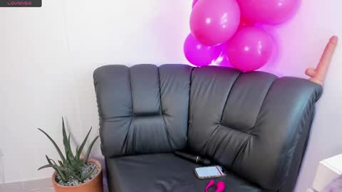 Dalila Lu online show from 21, 4, 2026