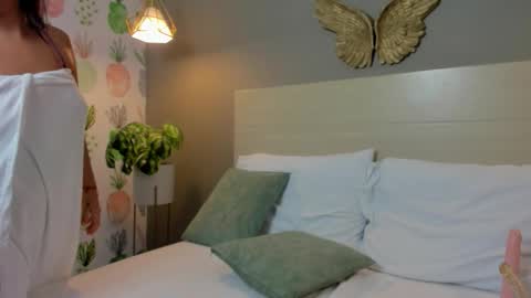 D A L I L A online show from 5, 1, 2026