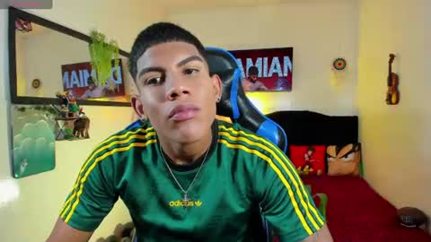 Snapshot of damian_latinxxx chatting on 15, 6, 2026 Damian online show from 15, 6, 2026