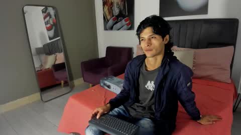 Snapshot of damian_vadim chatting on 8, 2, 2026 Damian Vadim online show from 8, 2, 2026