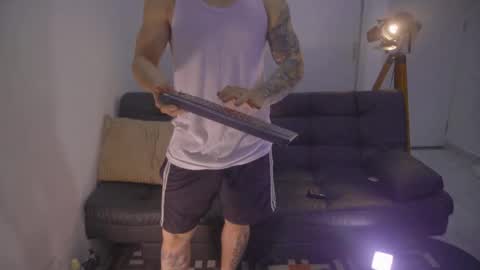 insta damn8   --------  online show from 25, 10, 2025