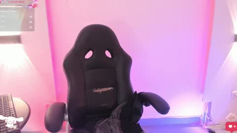 Snapshot of damienbelmonth chatting on 8, 10, 2025 Damien online show from 8, 10, 2025