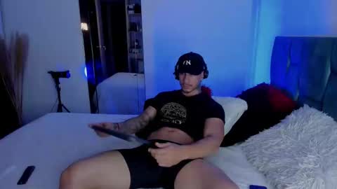 Snapshot of dammianmilleroficial chatting on 9, 9, 2025 INSTAGRAM DAMMIANMILLEROFICIAL online show from 9, 9, 2025