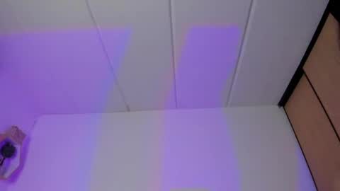 Snapshot of damn_that_booty chatting on 9, 3, 2025 Criss online show from 9, 3, 2025