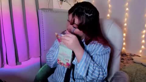 Snapshot of damn_that_booty chatting on 13, 2, 2026 Criss online show from 13, 2, 2026