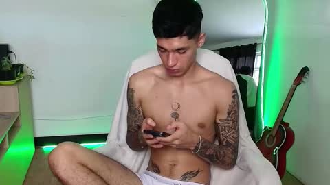 Snapshot of damon_333 chatting on 19, 11, 2025 Damon online show from 19, 11, 2025