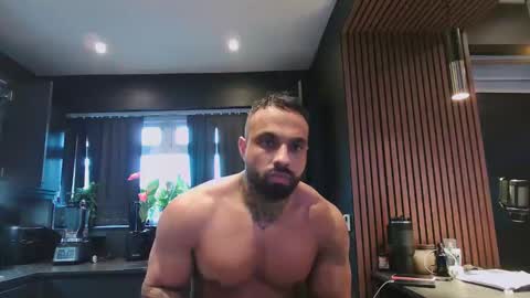 Snapshot of damon_d123 chatting on 6, 1, 2026 Damon212 online show from 6, 1, 2026