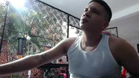 damyan_2003 online show from 30, 12, 2024