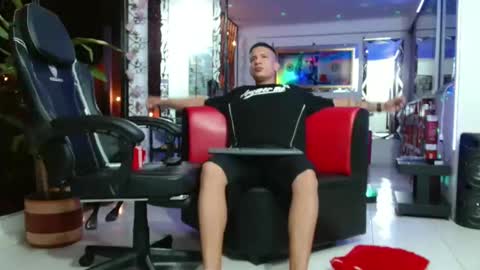 damyan_2003 online show from 29, 9, 2025