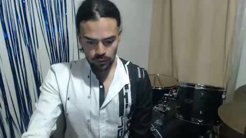 Snapshot of dan_khemeia chatting on 1, 2, 2026 Dan Khemeia online show from 1, 2, 2026