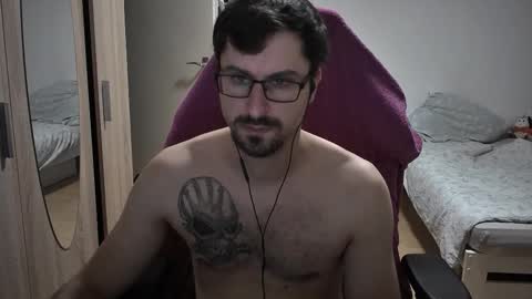 King Dan online show from 12, 10, 2025