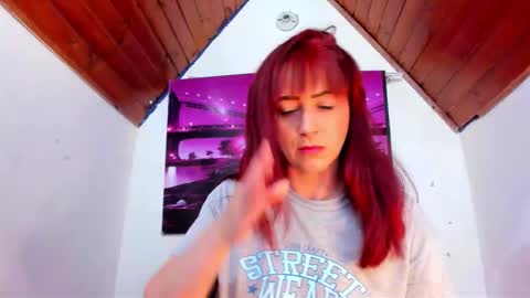 Snapshot of dana_35_ chatting on 10, 11, 2025 dana online show from 10, 11, 2025