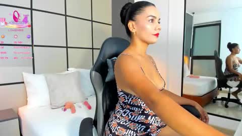 D A N A  online show from 17, 2, 2026