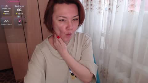 Snapshot of danbie_leen chatting on 8, 5, 2026 danbie_leen online show from 8, 5, 2026