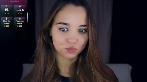 Snapshot of danetteblank chatting on 29, 10, 2025 Asha online show from 29, 10, 2025