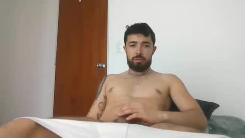 dani3l9905 online show from 11, 11, 2025