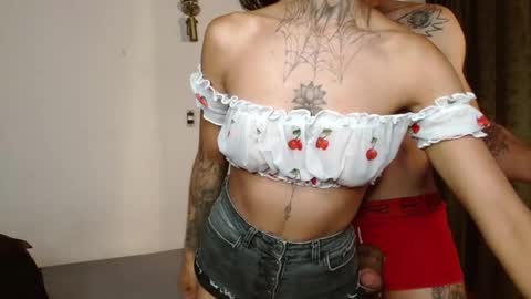 Snapshot of dani_angel_ chatting on 11, 12, 2024 Dani online show from 11, 12, 2024