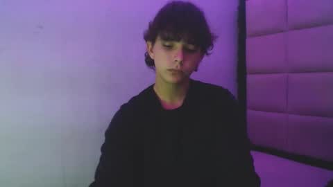 Snapshot of dani_cumboy chatting on 15, 12, 2024 dani_cumboy online show from 15, 12, 2024