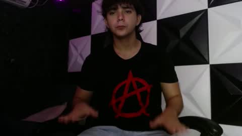 Snapshot of dani_cumboy chatting on 7, 1, 2025 dani_cumboy online show from 7, 1, 2025