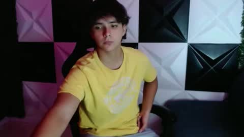 Snapshot of dani_cumboy chatting on 14, 1, 2025 dani_cumboy online show from 14, 1, 2025