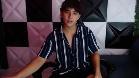 Snapshot of dani_cumboy chatting on 22, 1, 2025 dani_cumboy online show from 22, 1, 2025