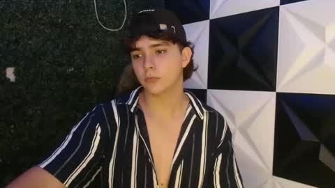 Snapshot of dani_cumboy chatting on 24, 2, 2025 dani_cumboy online show from 24, 2, 2025