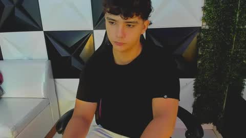 Snapshot of dani_cumboy chatting on 20, 9, 2025 dani_cumboy online show from 20, 9, 2025