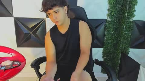 Snapshot of dani_cumboy chatting on 25, 9, 2025 dani_cumboy online show from 25, 9, 2025