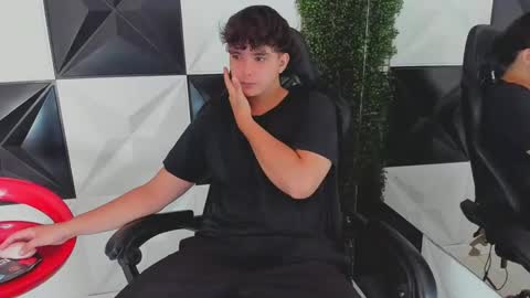 Snapshot of dani_cumboy chatting on 30, 9, 2025 dani_cumboy online show from 30, 9, 2025