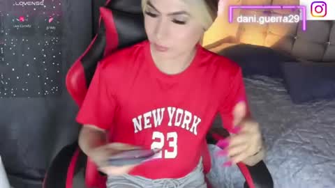 Snapshot of dani_lovet1 chatting on 15, 6, 2026 dani online show from 15, 6, 2026