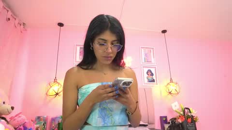   online show from 11, 3, 2025