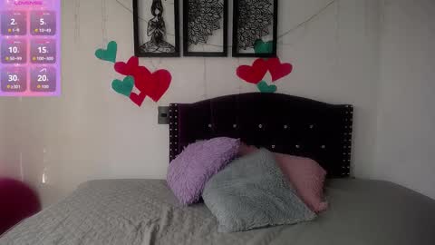 Snapshot of dani_stg chatting on 9, 9, 2025 dani_stg online show from 9, 9, 2025