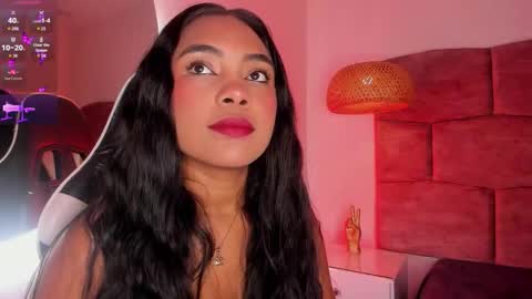 Snapshot of dani_velvet chatting on 14, 12, 2025 online show from 14, 12, 2025