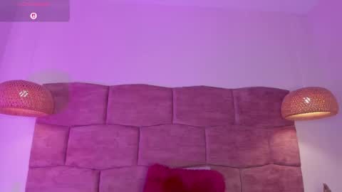   online show from 17, 4, 2026