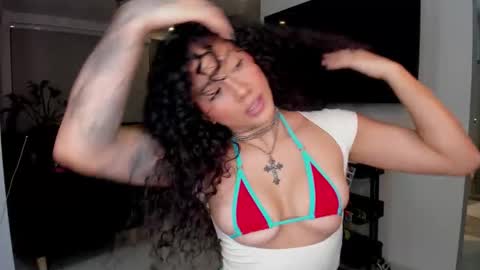 daniela_arenas online show from 25, 11, 2025
