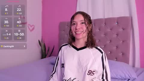 Snapshot of daniela_brown1 chatting on 23, 9, 2025 Daniela Brown online show from 23, 9, 2025