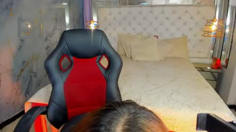 Snapshot of danielahill chatting on 1, 6, 2026 Danny online show from 1, 6, 2026
