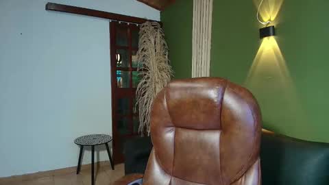 danielamonroe online show from 20, 10, 2025