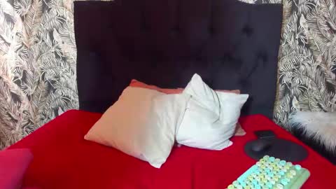 danielamonroe online show from 18, 11, 2025