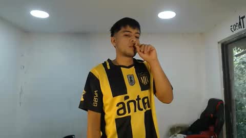 Snapshot of danielitopapii chatting on 30, 10, 2025 danielitopapii online show from 30, 10, 2025