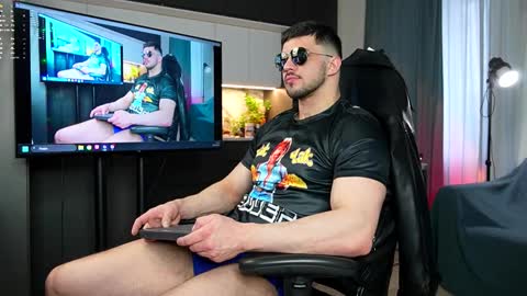 Snapshot of danielkraig_for_u chatting on 9, 3, 2026 Daniel Kraig online show from 9, 3, 2026