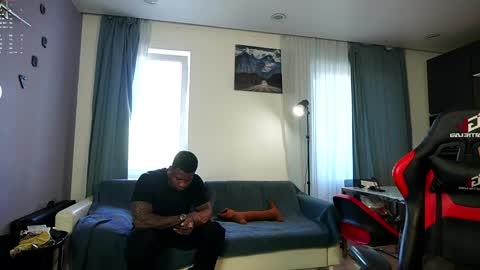 Snapshot of danielkraig_for_u chatting on 8, 4, 2026 Daniel Kraig online show from 8, 4, 2026