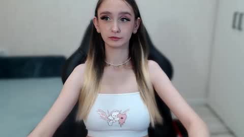 Daniella Martin online show from 6, 2, 2025