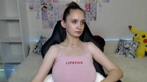 Snapshot of daniella_martin chatting on 1, 7, 2026 Daniella Martin online show from 1, 7, 2026
