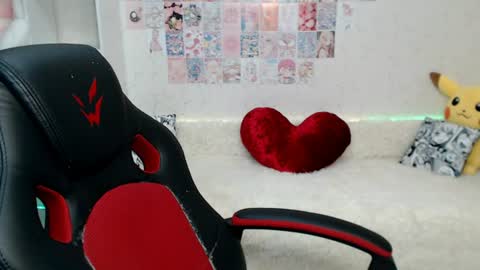 Snapshot of daniella_martin chatting on 19, 7, 2026 Daniella Martin online show from 19, 7, 2026