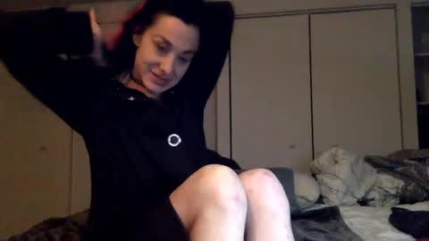 daniellbisous online show from 2, 12, 2025