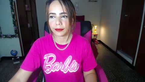 Snapshot of danielle_rose_ chatting on 1, 12, 2024 Angie online show from 1, 12, 2024