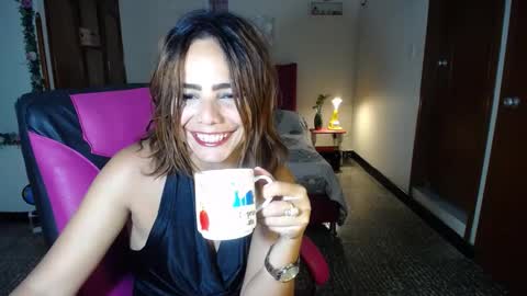 Snapshot of danielle_rose_ chatting on 9, 12, 2024 Angie online show from 9, 12, 2024