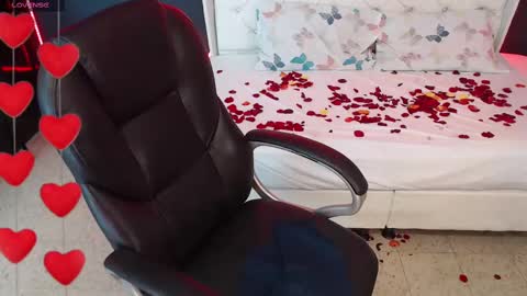 Snapshot of danielle_smithh chatting on 15, 2, 2025 Danielle Smith online show from 15, 2, 2025